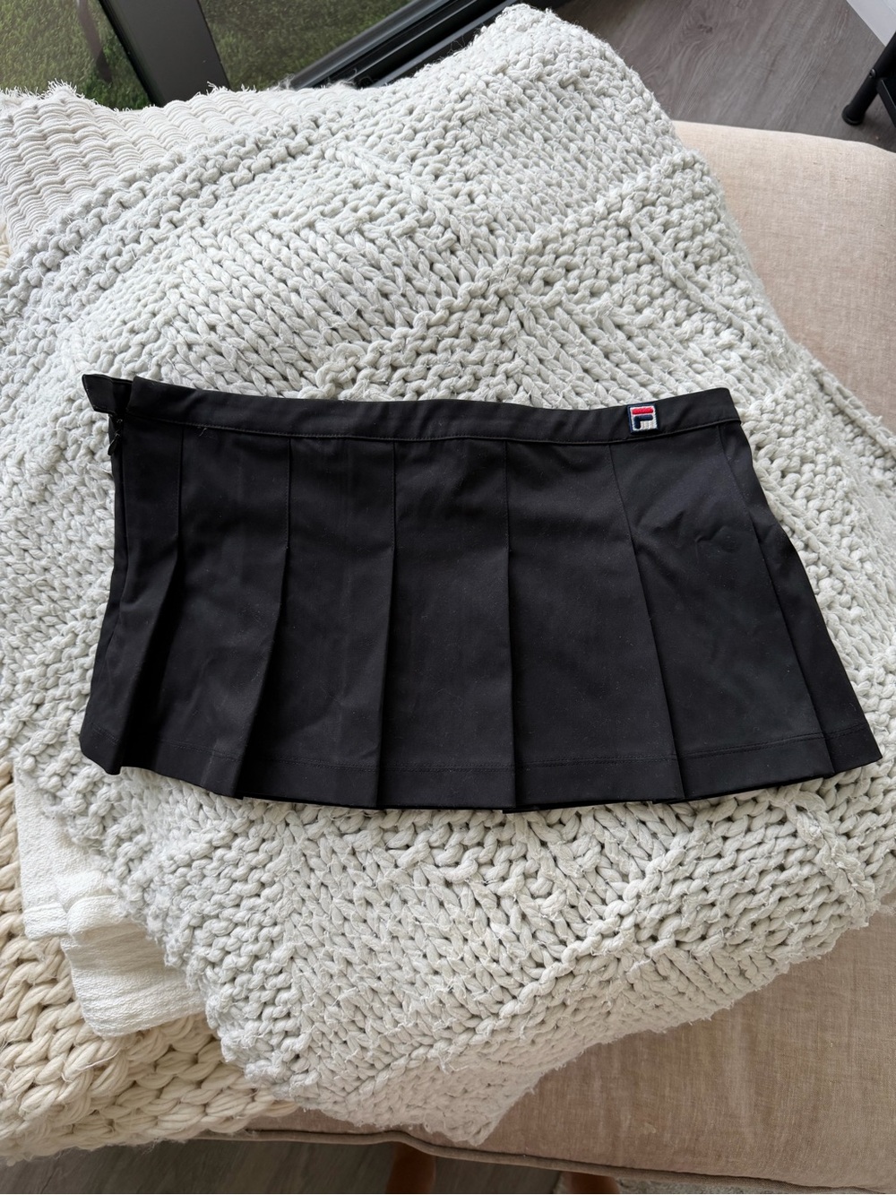 HAILEY BIEBER x FILA Black Pleated Tennis Mini Skirt - size 4US (36) - NWOT